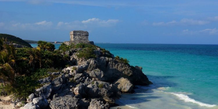 RESISTIÓ TULUM EL PASO DEL «OJO DE ZETA»