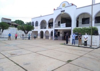 COMUNA REALIZA HOMENAJE CÍVICO POR LA CREACIÓN DEL ESTADO LIBRE Y SOBERANO DE QUINTANA ROO