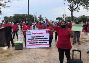MANIFESTACIÓN MASIVA EN CONTRA DE ROBERTO POOT LÍDER DEL SUTAGE