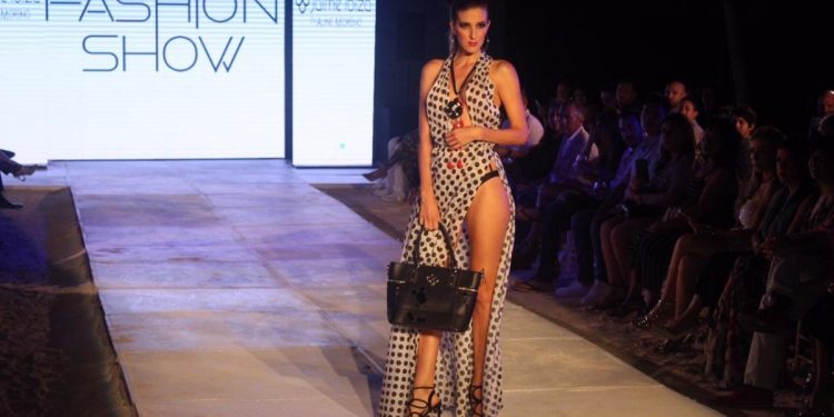TULUM SE VISTE A LA MODA CON EL MÉXICO FASHION SHOW