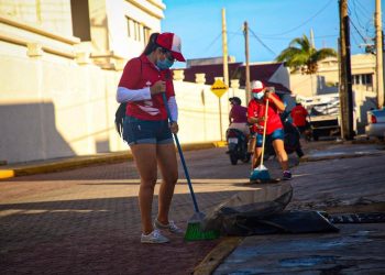 CONTINÚAN LAS JORNADAS DE “ISLA MUJERES VERDE Y SALUDABLE” PARA REACTIVAR EL DESTINO AL CIEN POR CIENTO