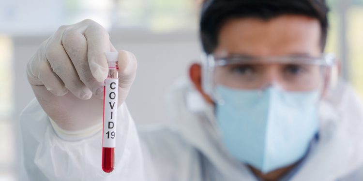 MUERE VOLUNTARIO QUE PARTICIPABA EN ENSAYO DE VACUNA DE ASTRAZENECA EN BRASIL