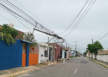 AVANZA LA CFE A MARCHAS FORZADAS PARA RESTABLECER EL SUMINISTRO DE ENERGÍA ELÉCTRICA EN QUINTANA ROO