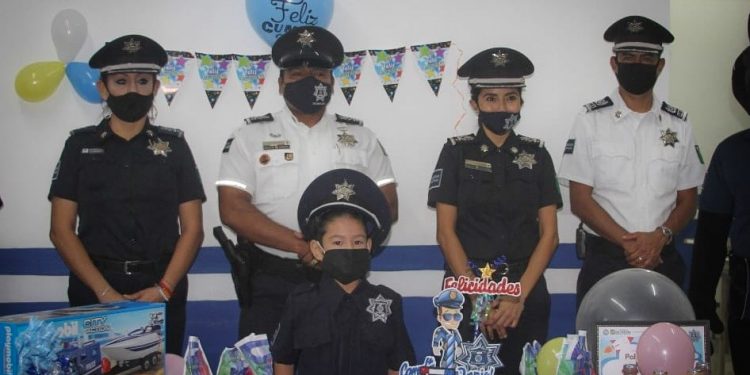 DANIEL CUMPLIÓ EL SUEÑO DE CONVERTIRSE EN POLICÍA MUNICIPAL