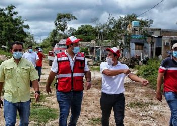 CONTINÚA JUAN CARRILLO CON DISTRIBUCIÓN DE AGUA POTABLE Y APOYO ALIMENTARIO EN RANCHO VIEJO