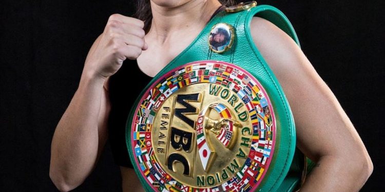 ASEGURA LA “NIÑA” GÓMEZ QUE LLEGARÁ MUY FUERTE AL COMBATE FRENTE A MIRNA SÁNCHEZ EN EL OASIS.