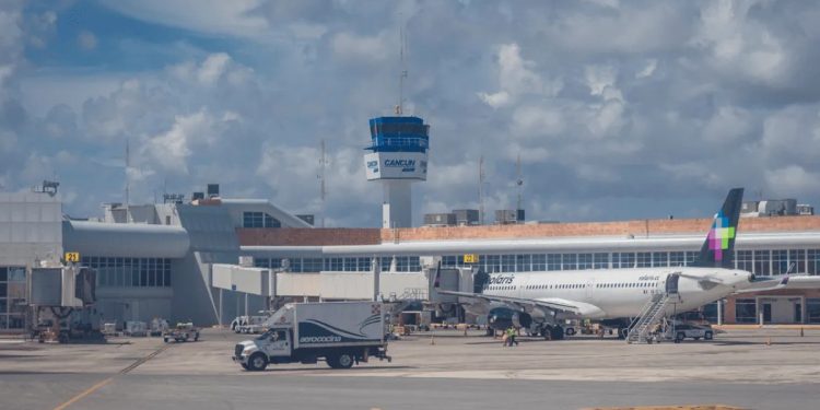 AEROPUERTO DE CANCÚN CON 277 VUELOS ESTE DOMINGO