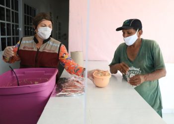 SIRVE GOBIERNO DE LAURA BERISTAIN MÁS DE 2 MIL COMIDAS CALIENTES AL DÍA