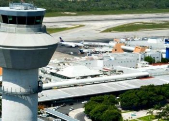 EL AEROPUERTO DE CANCÚN PREVÉ REALIZAR ESTE VIERNES 255 OPERACIONES AÉREAS