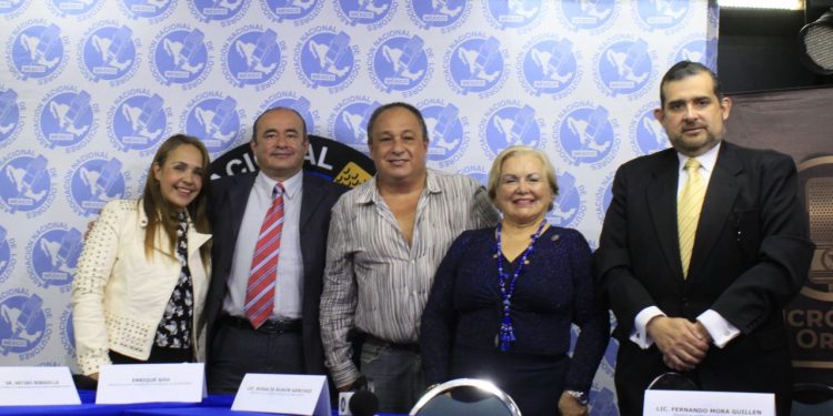 ENFERMERAS, PERIODISTAS, ARTISTAS Y LOCUTORES MUEREN DE HAMBRE, NO SÓLO POR COVID-19