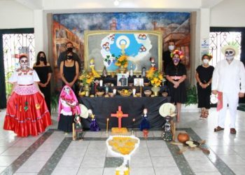 UNA CELEBRACIÓN DE VIDA QUE HONRA A TODOS AQUELLOS SE NOS HAN ADELANTADO: CRISTINA CORONADO