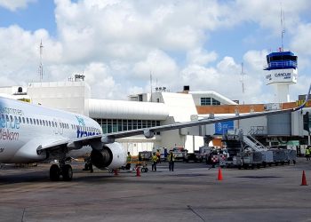 TIENE AEROPUERTO DE CANCÚN 253 OPERACIONES AÉREAS PROGRAMADAS ESTE LUNES