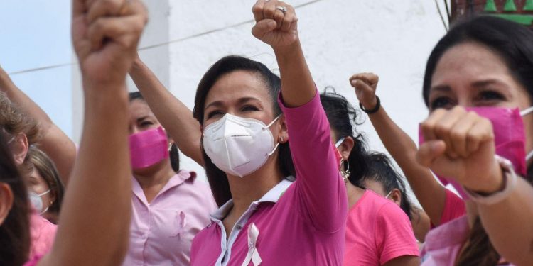 DESTACA LAURA FERNÁNDEZ IMPORTANCIA DE ARRAIGAR LA CULTURA DE LA PREVENCIÓN CONTRA EL CÁNCER DE MAMA