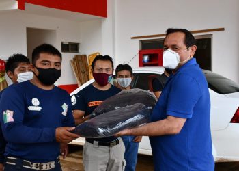 DOTAN A PROTECCIÓN CIVIL DE INDUMENTARIA