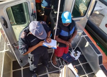 RESCATA  LA SEMAR A TRIPULANTE DE UNA EMBARCACIÓN A LA DERIVA EN ISLA MUJERES