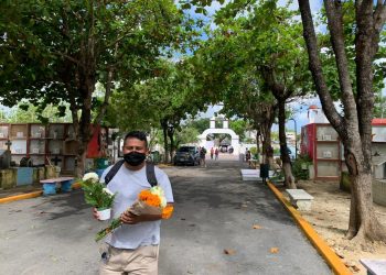 CERRARÁN PANTEONES EN CANCÚN