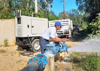ACTIVA LA CAPA EL SERVICIO DE AGUA POTABLE EN CHIQUILÁ Y HOLBOX LUEGO DEL PASO DEL HURACÁN DELTA