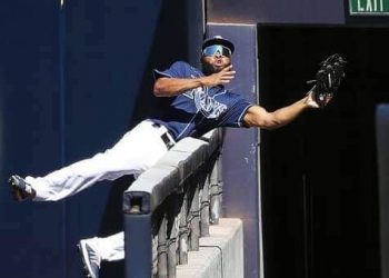 MANUEL MARGOT GUÍA A RAYS A PONERSE 2-0 SOBRE ASTROS