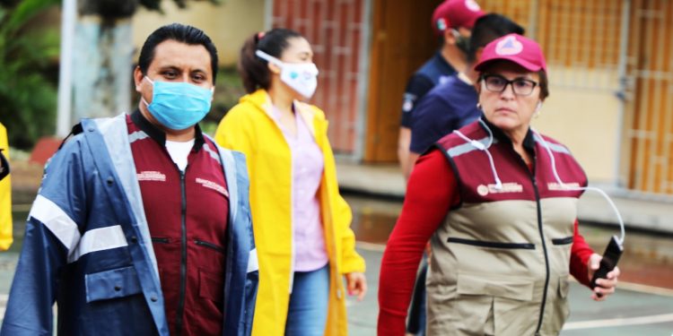 «SOMOS UNA RAZA FUERTE Y VAMOS A RESISTIR DE PIE», DICE LAURA BERISTAIN A SOLIDARENSES Y HERMANOS COZUMELEÑOS