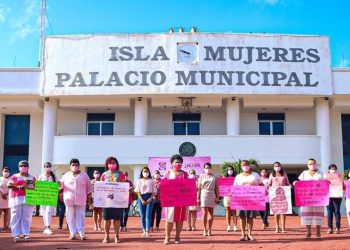 CONMEMORA GOBIERNO MUNICIPAL 67 ANIVERSARIO DEL VOTO DE LA MUJER EN MÉXICO