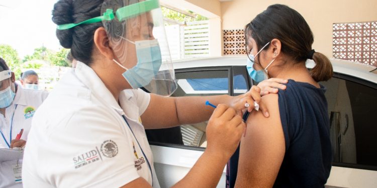 EN QUINTANA ROO EL SECTOR SALUD SUMA ESFUERZOS PARA LOGRAR LA APLICACIÓN DE 436 MIL 928 DOSIS ANTI INFLUENZA