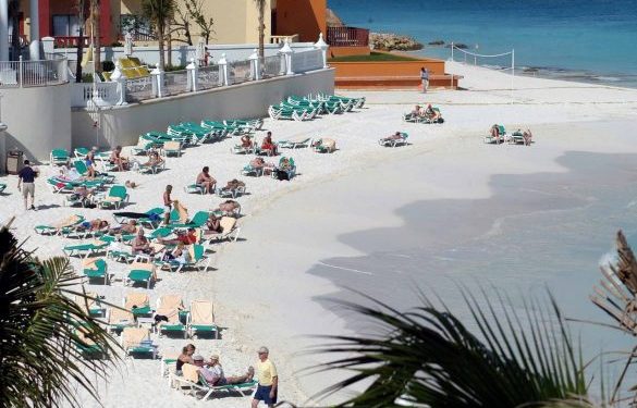 CANCÚN SIGUE SIENDO UNO DE LOS MEJORES DESTINOS DEL PAÍS PARA VACACIONAR: CARLOS JOAQUÍN