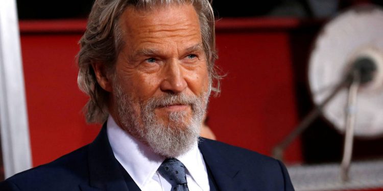 APROVECHA Y PIDE IR A VOTAR DESPUÉS DE ANUNCIAR QUE TIENE CÁNCER