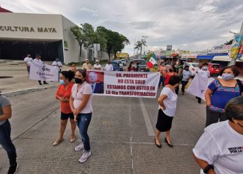 MARCHAN EN LA CAPITAL EN APOYO A LÓPEZ OBRADOR