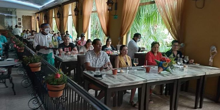 AGENTES DE VIAJES DE EU, CANADA Y MEXICO CONOCEN OFERTA TURÍSTICA DEL CARIBE MEXICANO