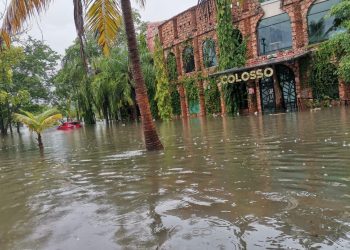 ORDENA GOBERNADOR DE TABASCO INSTALAR CENTRO DE OPERACIONES PARA ATENDER AFECTACIONES POR LLUVIAS
