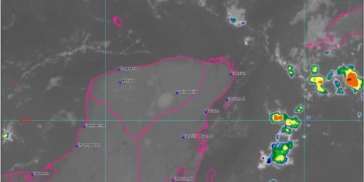 VIGILAN ONDAS TROPICALES EN EL ATLÁNTICO
