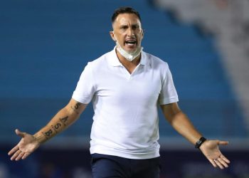 TRAS LA DERROTA ANTE VENADOS, EL CHACO GIMÉNEZ, ASEGURA QUE, NO DUDA QUE SUS JUGADORES SACARÁN LA CASTA.