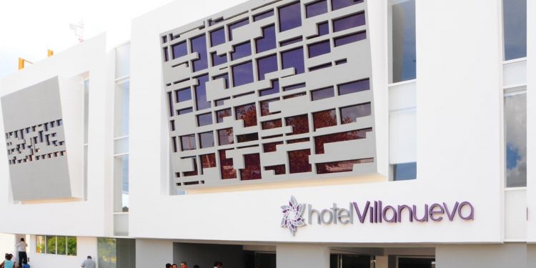 AMENAZA LA CFE A HOTELEROS CON CORTARLES EL SERVICIO SI NO PAGAN ADEUDOS