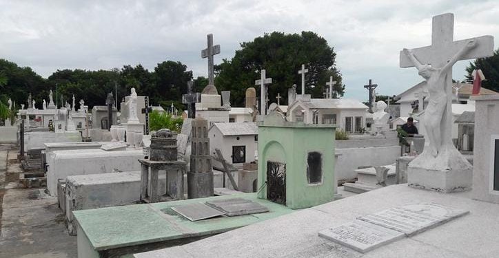 ESTARÁN CERRADOS LOS CEMENTERIOS EL 1 Y 2 DE NOVIEMBRE EN CHETUMAL