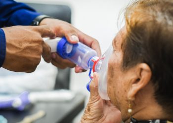 UNEME-EC BRINDA SERVICIOS PARA LA PREVENCIÓN Y EL CONTROL DE LAS ENFERMEDADES CRÓNICAS NO TRANSMISIBLES