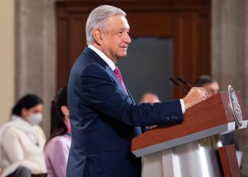 SE DECLARA CONSTITUCIONAL LA CONSULTA CIUDADANA PARA ENJUICIAR A EXPRESIDENTES