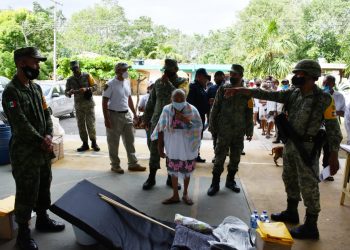 LLEVA EJÉRCITO APOYOS DEL PLAN DNIII A LÁZARO CÁRDENAS