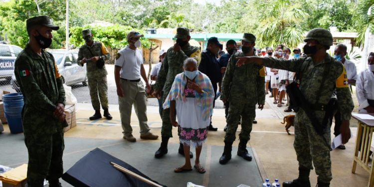 LLEVA EJÉRCITO APOYOS DEL PLAN DNIII A LÁZARO CÁRDENAS