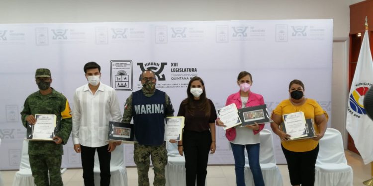 RECONOCEN A “HÉROES ANÓNIMOS” POR HURACÁN “DELTA”