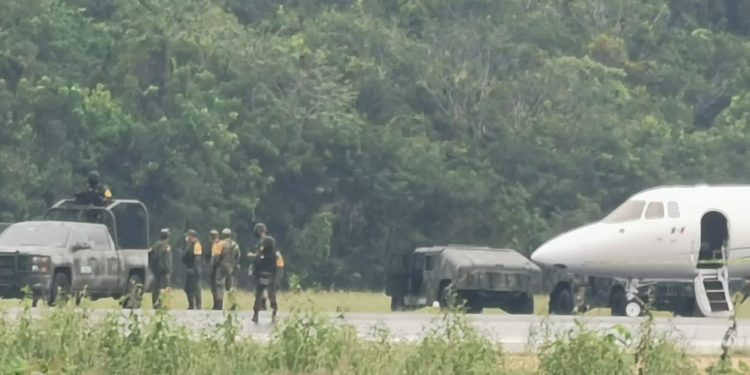 LA AVIONETA QUE ATERRIZÓ EN CHETUMAL TRAÍA 1.5 TONELADAS DE COCAÍNA