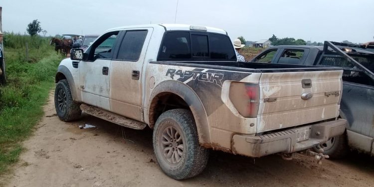 ASEGURAN EQUIPAMIENTO Y VEHÍCULOS RELACIONADOS CON ATERRIZAJE DE NARCOAVIONETA