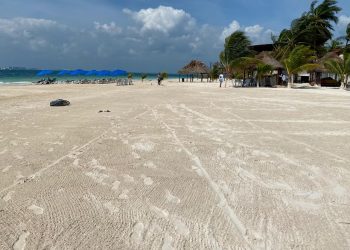 PLAYAS DE ISLA MUJERES LISTAS PARA RECIBIR AL TURISMO