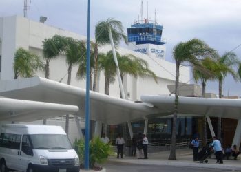 EL AEROPUERTO DE CANCÚN PREVÉ REALIZAR ESTE JUEVES 254 OPERACIONES AÉREAS
