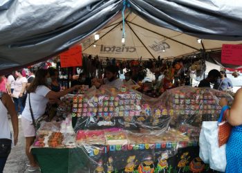 VENTAS DE DÍA DE MUERTOS Y HALLOWEEN MUEVEN LA ECONOMÍA