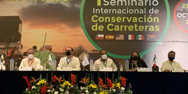 SE INAUGURA EL PRIMER SEMINARIO INTERNACIONAL DE CONSERVACIÓN DE CARRETERAS EN LA CIUDAD DE CANCÚN