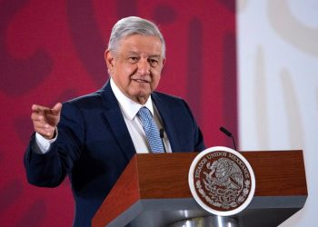 AMLO EXHORTA AL FINANCIAL TIMES Y PIDE DISCULPARSE POR APOYAR AL NEOLIBERALISMO