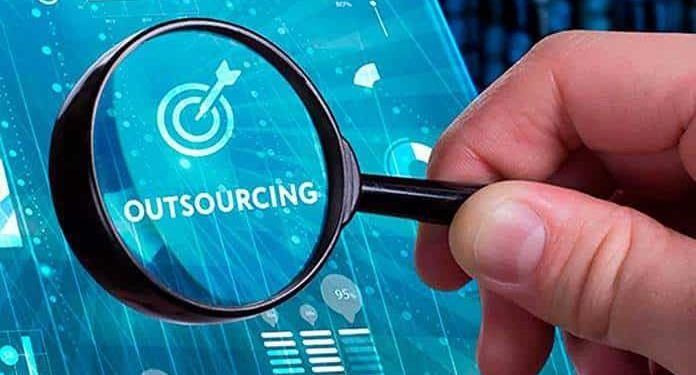 AMLO PRESENTARÁ INICIATIVA PARA ELIMINAR EL OUTSOURCING