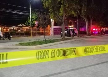 ASESINAN A DOS POLICÍAS ESTATALES DENTRO DE BAR EN ZACATECAS
