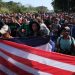 CARAVANA MIGRANTE BUSCA INFLUIR EN COMICIOS DE EEUU: AMLO