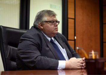 CARSTENS ADVIERTE QUE LA CRISIS SERÁ INEVITABLE